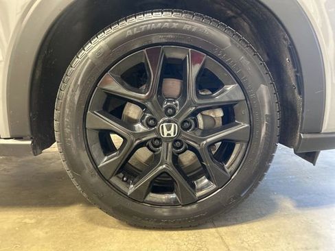 Certified 2024 Honda HR-V Sport image 12