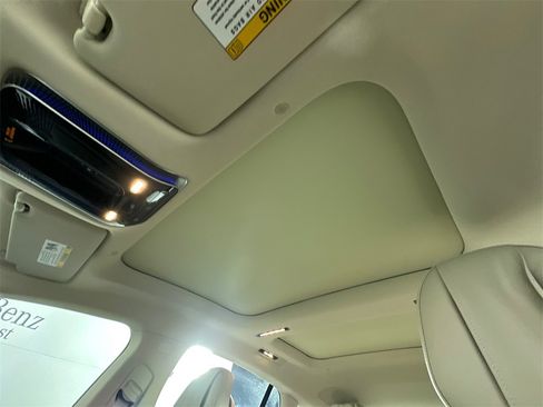 Used 2023 Mercedes-Benz EQS 450+ Sedan image 33