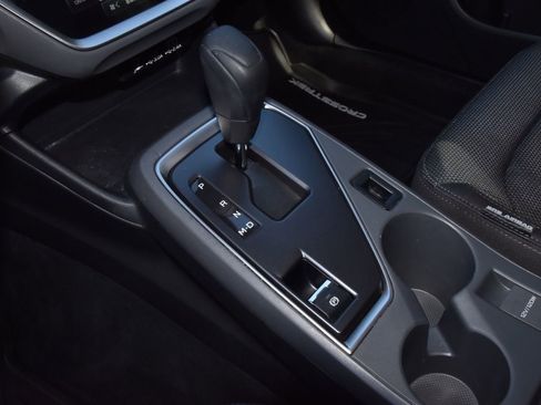 Used 2024 Subaru Crosstrek 2.0i Premium w/ Crosstrek Mirror Package image 29