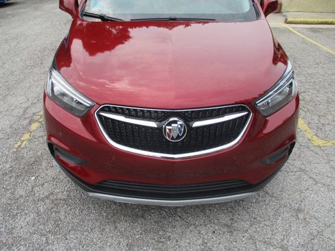 Used 2021 Buick Encore Preferred w/ Safety Package II AWD/4WD image 23