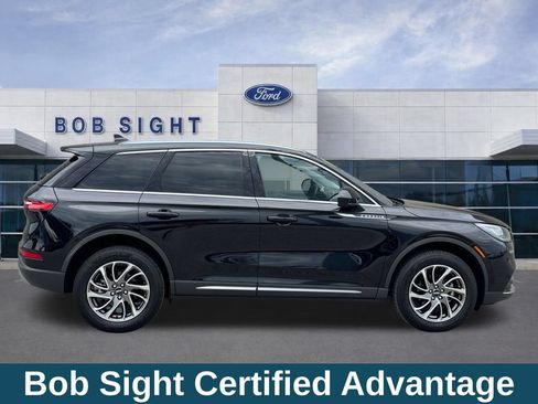 Used 2022 Lincoln Corsair AWD w/ Equipment Group 101A image 4