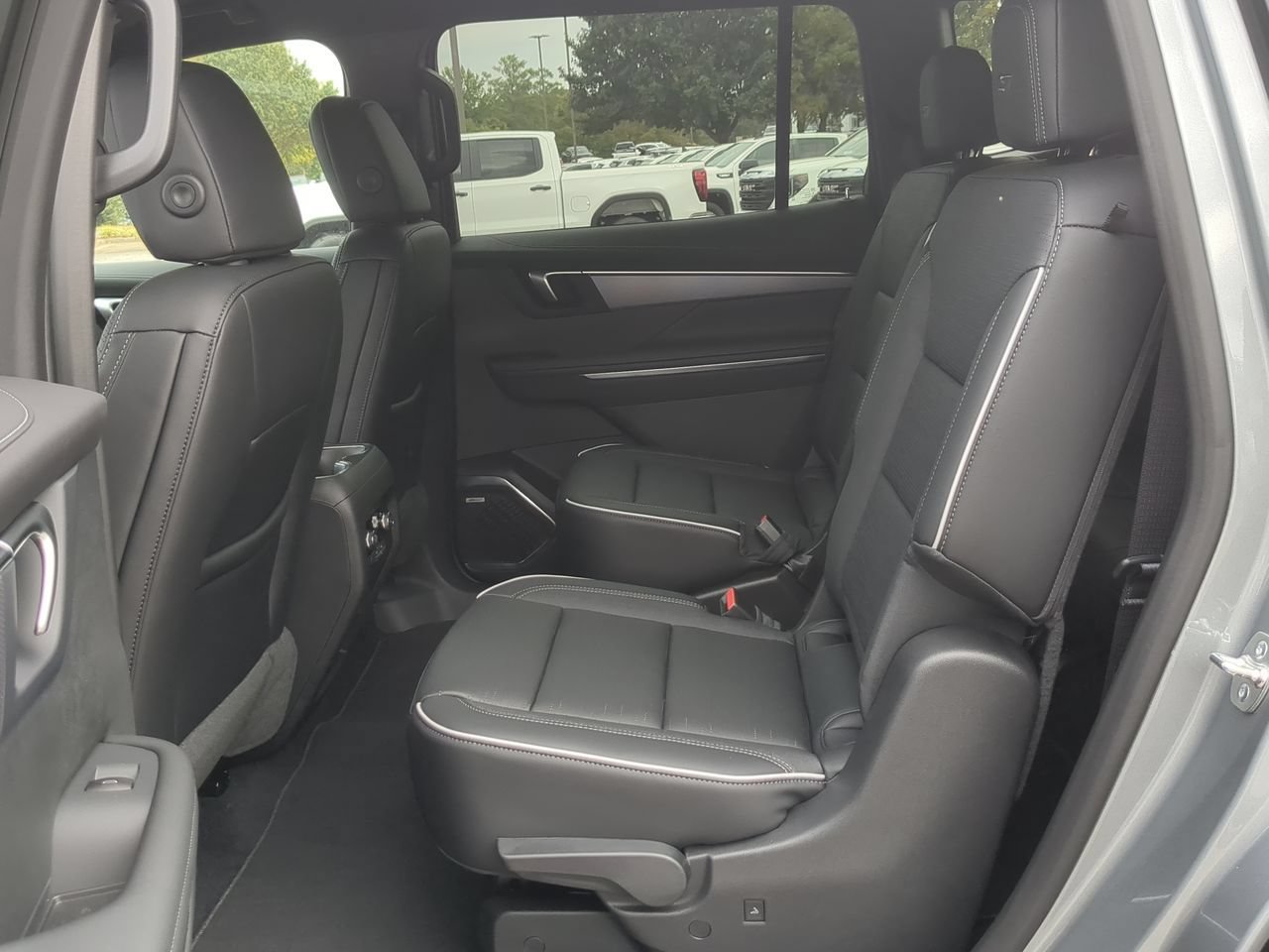 Used 2026 Buick Enclave Sport Touring w/ Power Package FWD image 25