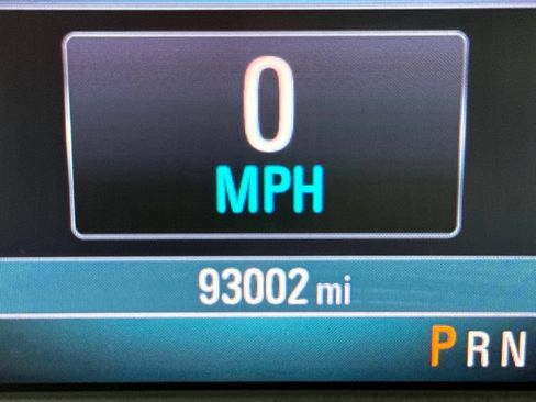 Certified 2022 Buick Encore Preferred AWD/4WD image 17