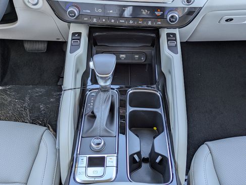 New 2025 Kia Telluride S image 25