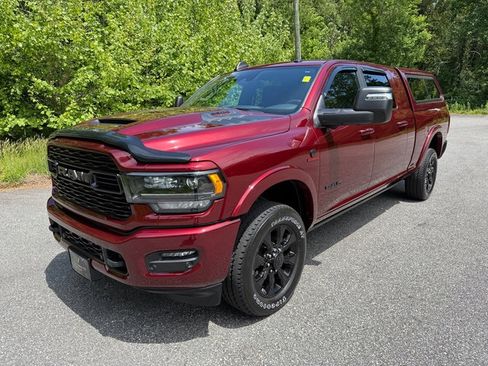 Used 2024 RAM 2500 Limited AWD/4WD image 2