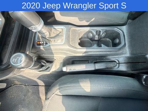 Used 2020 Jeep Wrangler Sport AWD/4WD image 19