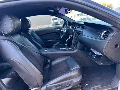 Used 2014 Ford Mustang GT Premium w/ Equipment Group 402A RWD image 16