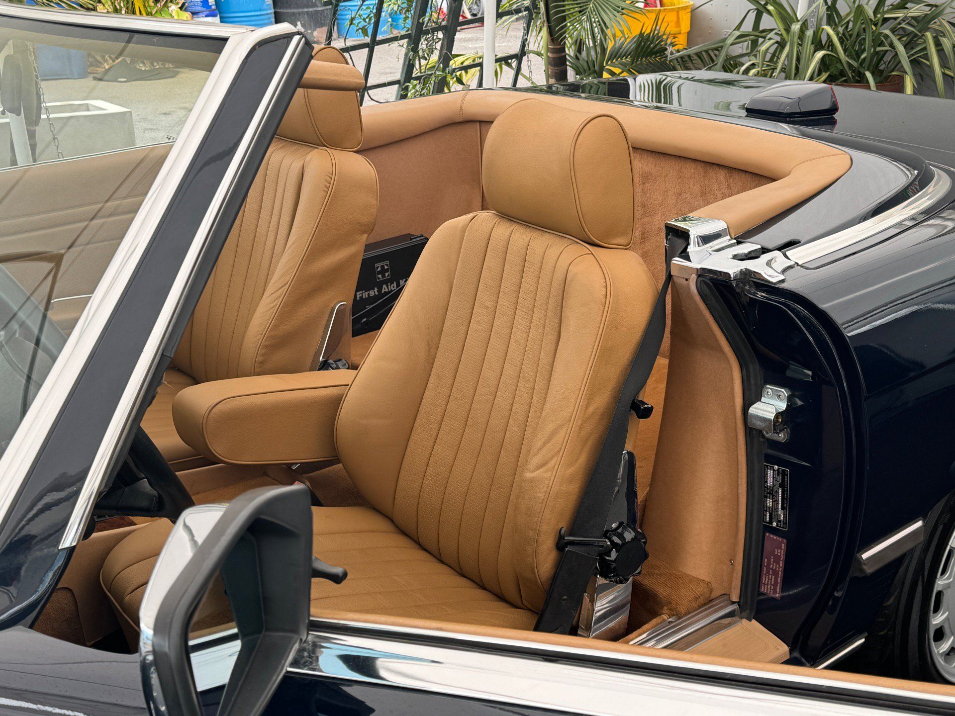 Used 1987 Mercedes-Benz 560 SL image 12