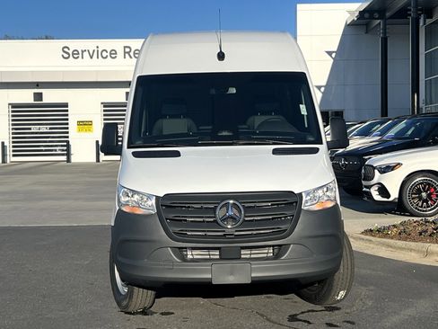 New 2025 Mercedes-Benz Sprinter 2500 image 3