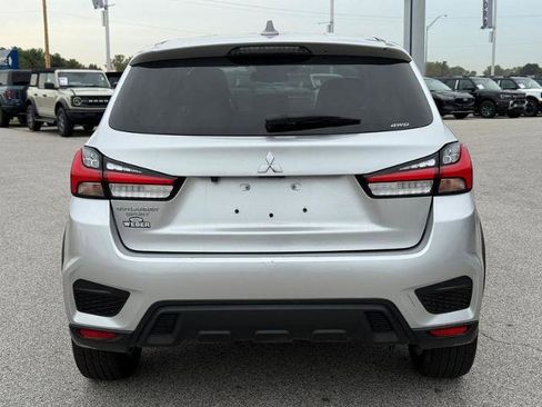 Used 2023 Mitsubishi Outlander Sport ES image 4