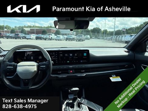 New 2026 Kia K4 EX FWD image 8