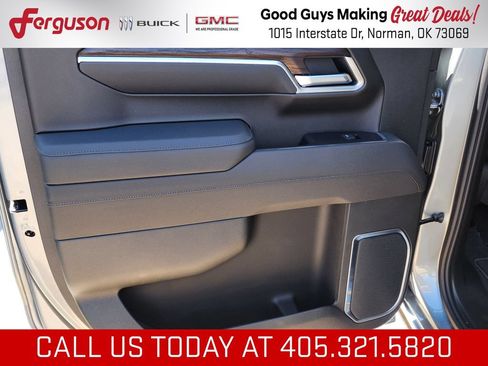 New 2026 GMC Sierra 1500 SLT w/ X31 Off-Road Package AWD/4WD image 41