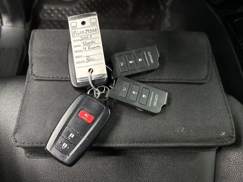 Used 2023 Toyota 4Runner TRD Off-Road Premium w/ Moonroof Package AWD/4WD image 39
