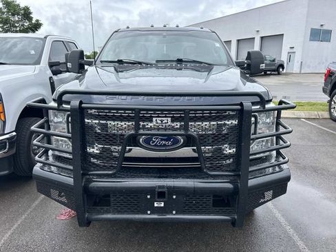 Used 2022 Ford F250 XL w/ STX Appearance Package AWD/4WD image 2