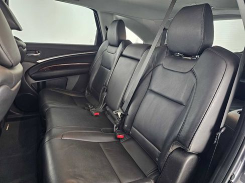 Used 2018 Acura MDX FWD image 19