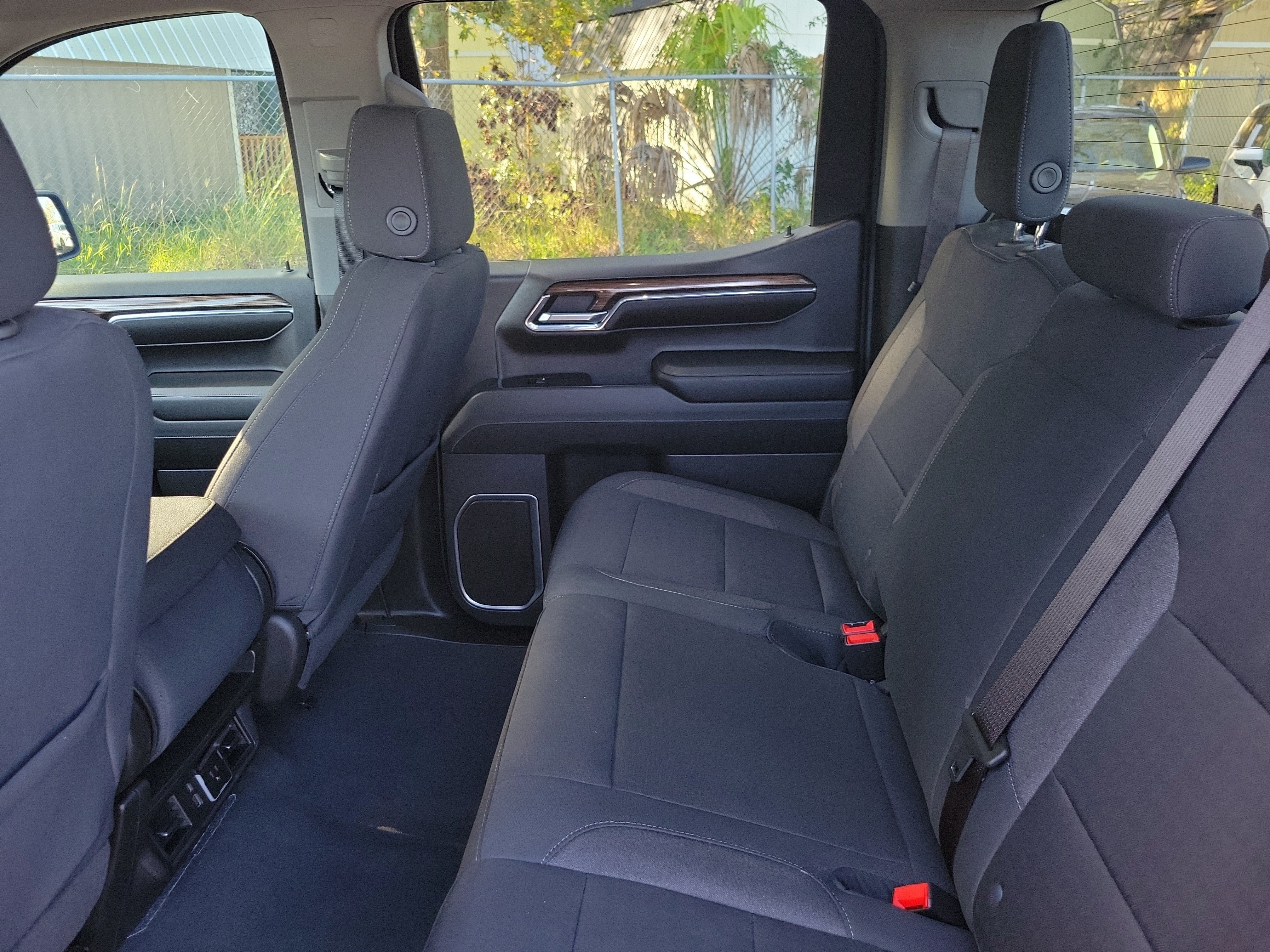 Used 2024 Chevrolet Silverado 1500 RST AWD/4WD image 17