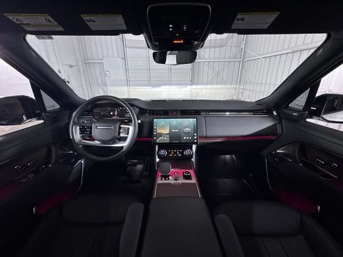 Used 2023 Land Rover Range Rover SE AWD/4WD image 27