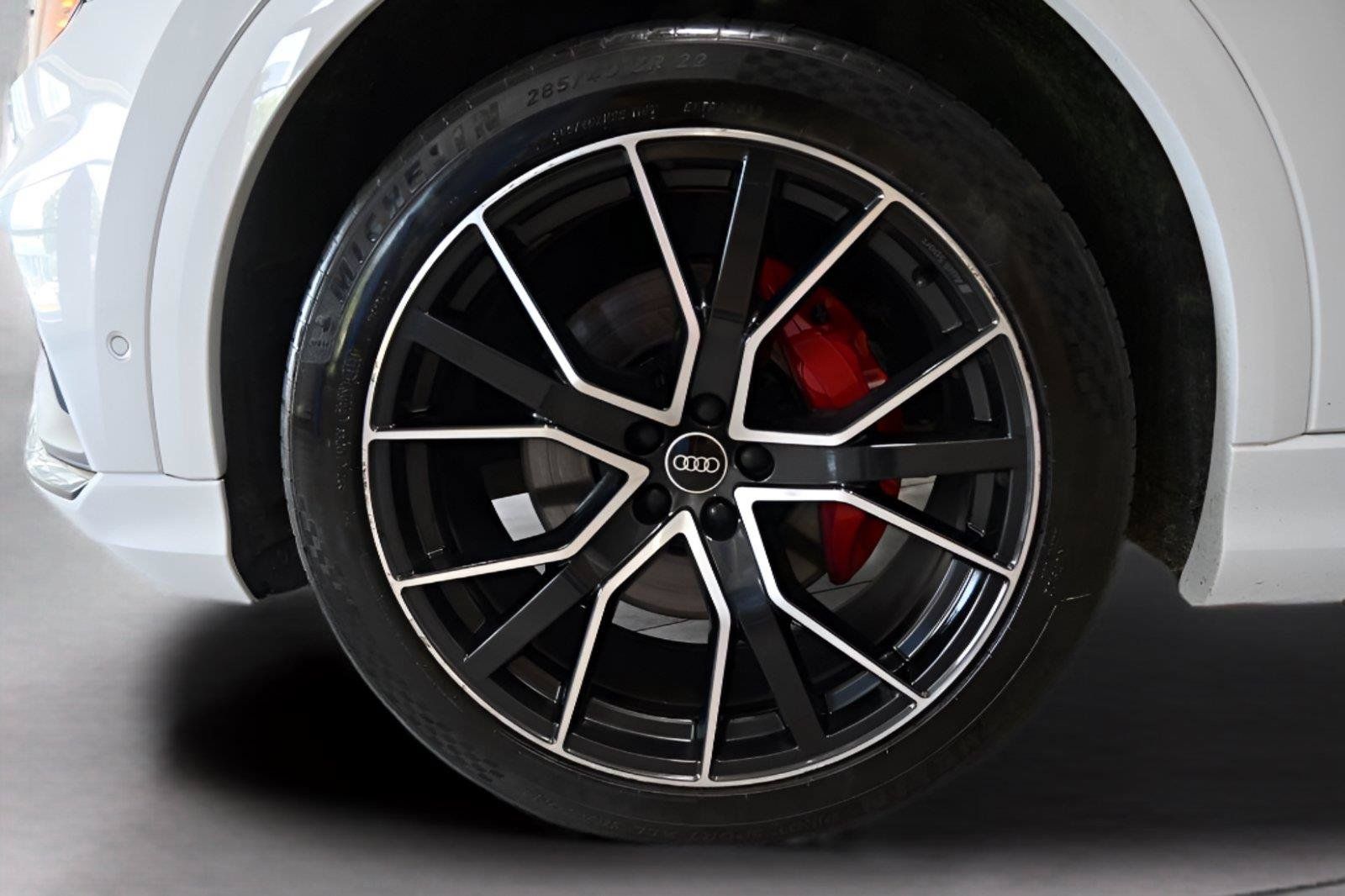 Used 2021 Audi Q8 Prestige AWD/4WD image 36