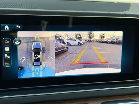 New 2026 Mercedes-Benz GLE 63 AMG S image 18