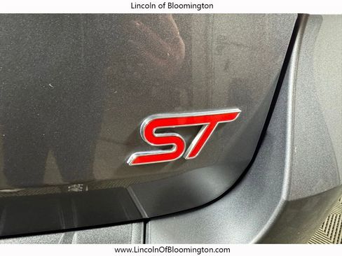 Used 2023 Ford Explorer ST w/ Equipment Group 401A AWD/4WD image 31