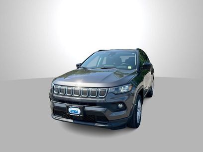 Used 2022 Jeep Compass Latitude w/ Convenience Group