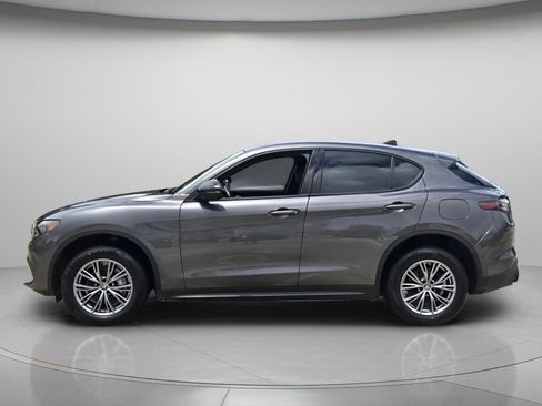 Used 2024 Alfa Romeo Stelvio Sprint RWD image 3
