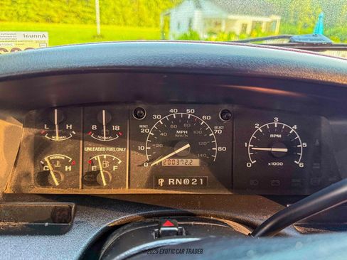 Used 1995 Ford Bronco XLT image 25