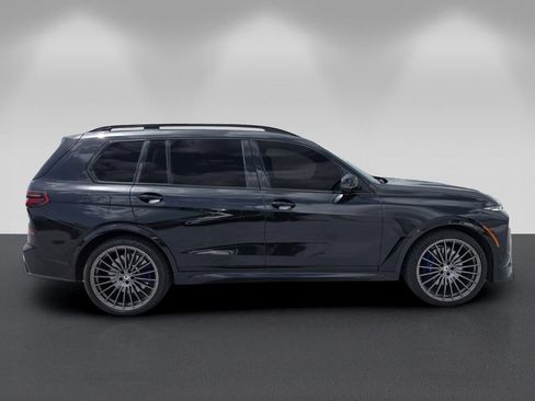 Certified 2025 BMW ALPINA XB7 AWD/4WD image 3