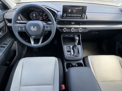 Used 2023 Honda CR-V LX image 24