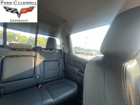 Used 2020 Chevrolet Silverado 1500 LT Trail Boss AWD/4WD image 14