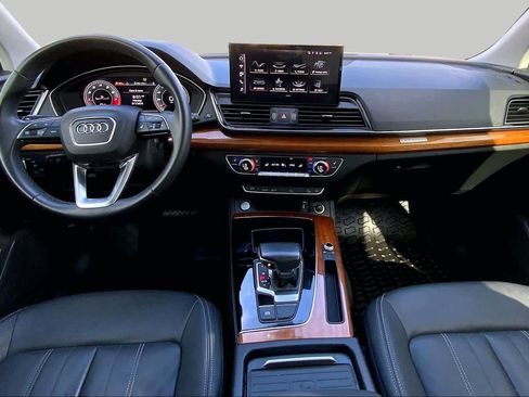 Used 2021 Audi Q5 2.0T Premium Plus w/ Premium Plus Package AWD/4WD image 16
