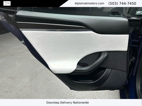 Used 2021 Tesla Model S Plaid image 24