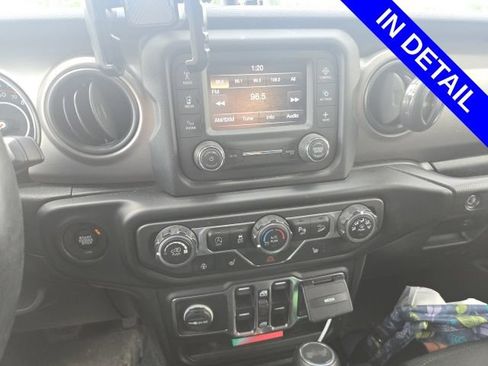 Used 2020 Jeep Wrangler Unlimited Sport AWD/4WD image 7