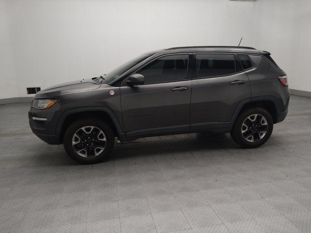 Used 2017 Jeep Compass Trailhawk w/ Leather Interior Group AWD/4WD image 2