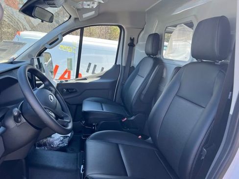 New 2024 Ford E-Transit Low Roof RWD image 8