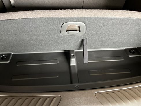 New 2026 Chevrolet Suburban LS w/ Max Trailering Package RWD image 9