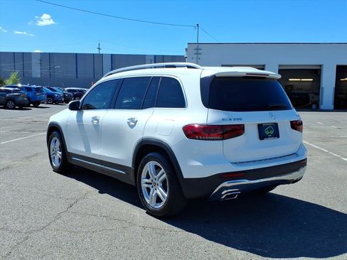 Used 2020 Mercedes-Benz GLB 250 4MATIC image 5