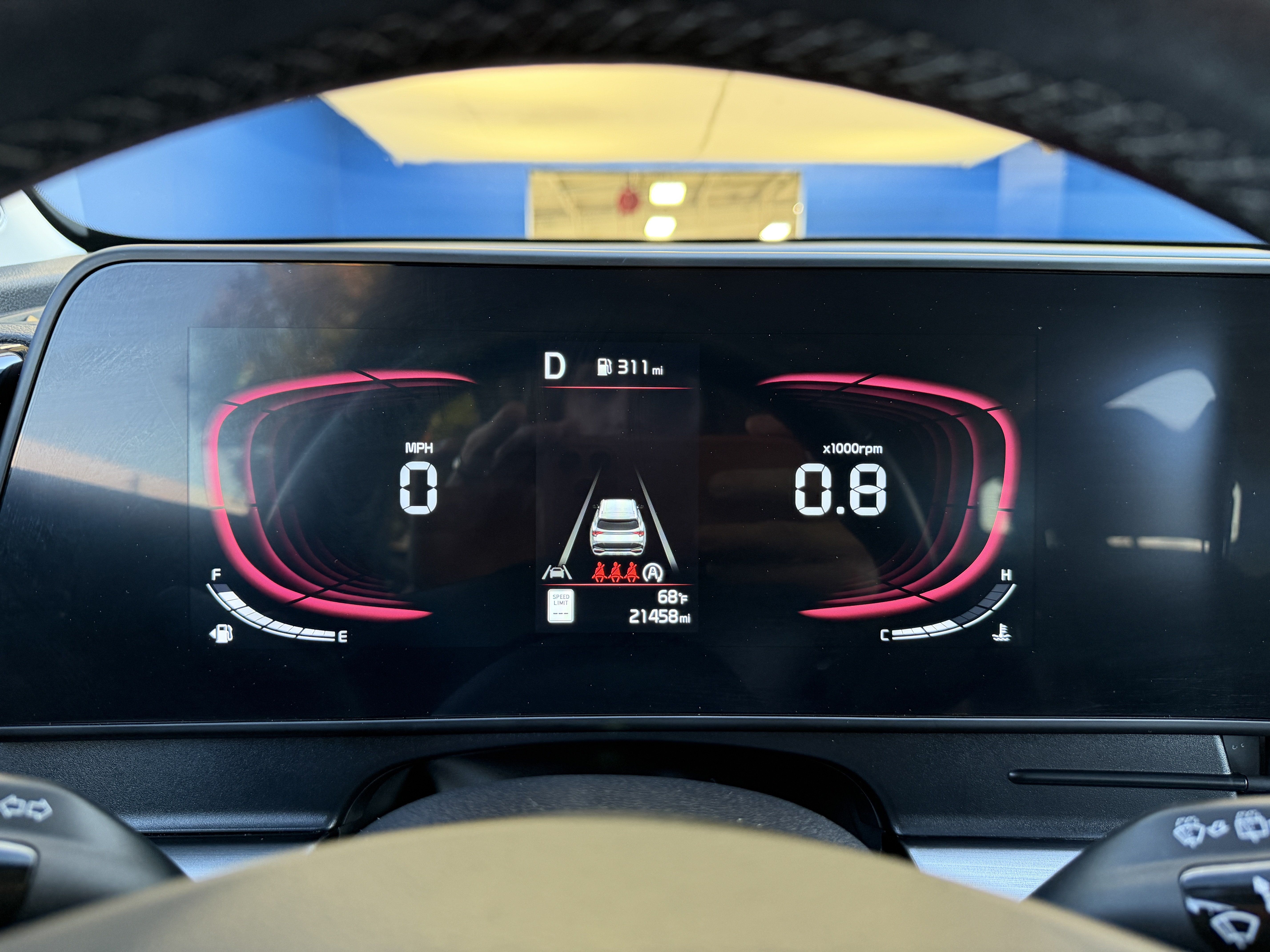Used 2025 Kia Sportage EX FWD image 17