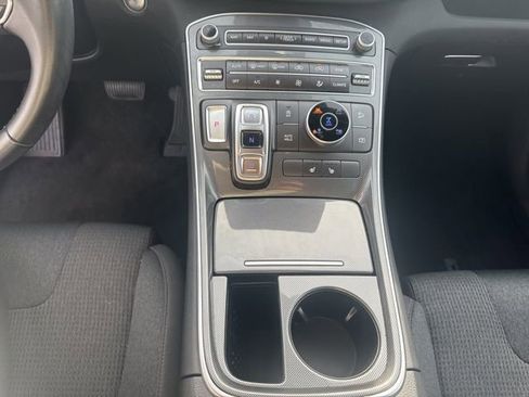 Used 2023 Hyundai Santa Fe SEL image 13