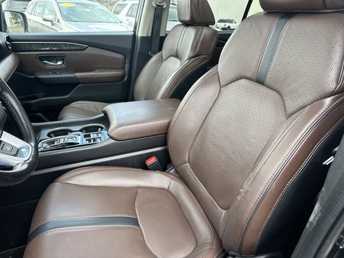 Certified 2023 Honda Pilot Elite image 19