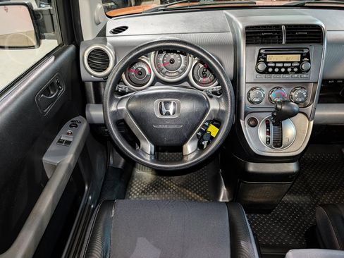 Used 2005 Honda Element EX image 3