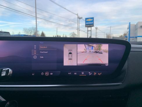 Used 2024 Buick Envision Preferred image 27