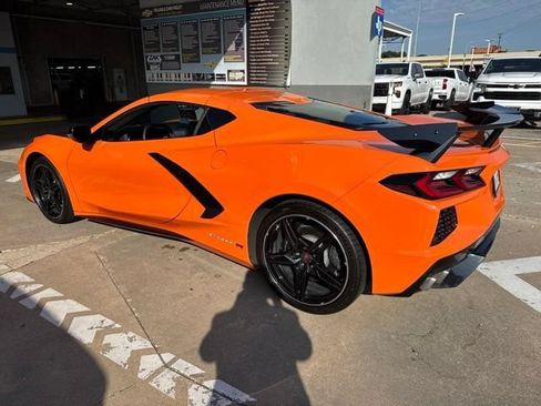 Used 2024 Chevrolet Corvette Stingray Coupe RWD image 3