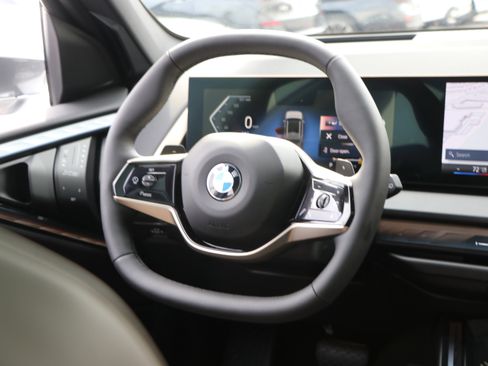 Used 2025 BMW X3 xDrive30i w/ Premium Package image 30