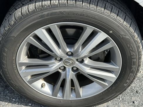 Used 2015 Lexus RX 450h AWD image 10