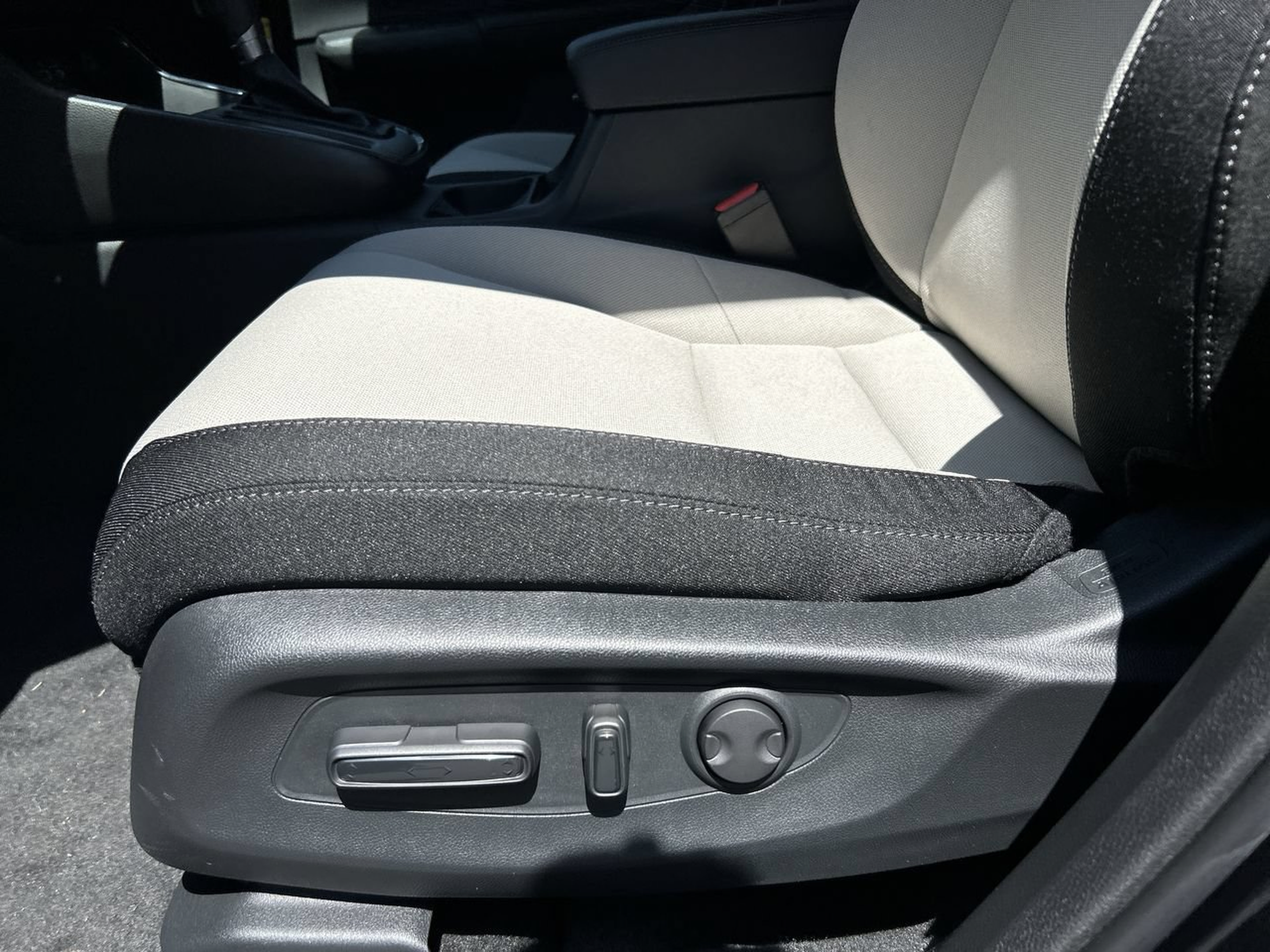 Certified 2024 Honda CR-V EX image 15