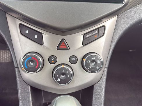 Used 2015 Chevrolet Sonic LTZ FWD image 20