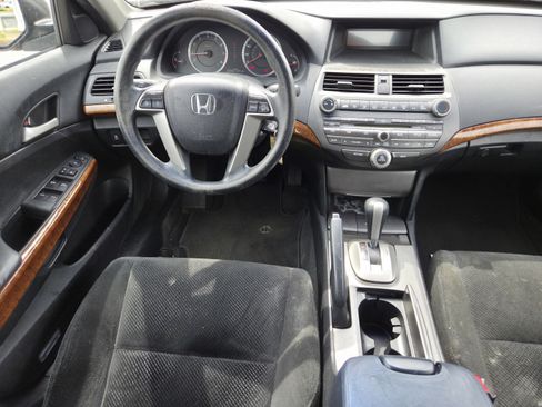 Used 2011 Honda Accord EX image 7