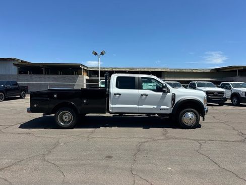 New 2025 Ford F450 XL image 2
