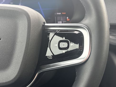 Used 2023 Polestar Polestar 2 FWD image 25